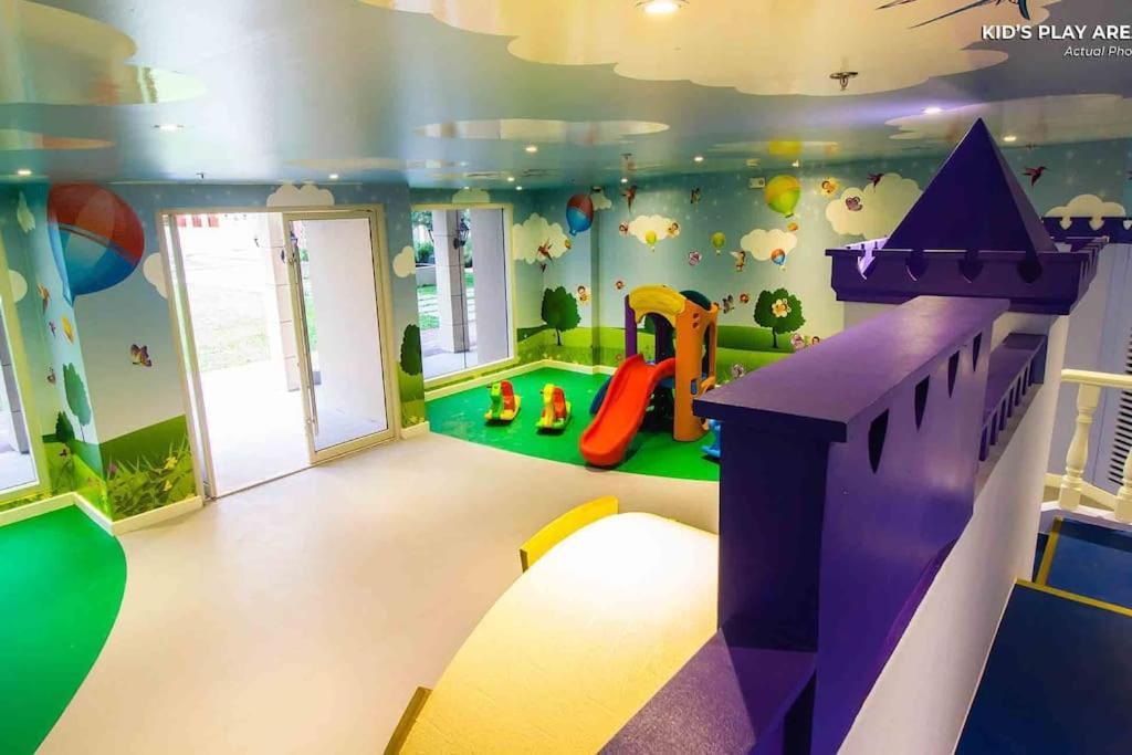 Monarch Parksuites - Balmoral Place Paranaque City Luaran gambar