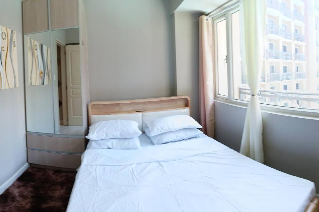 Monarch Parksuites - Balmoral Place Paranaque City Luaran gambar