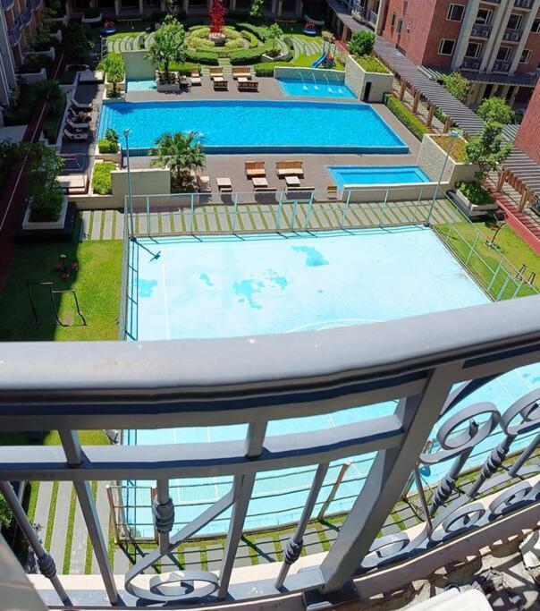 Monarch Parksuites - Balmoral Place Paranaque City Luaran gambar